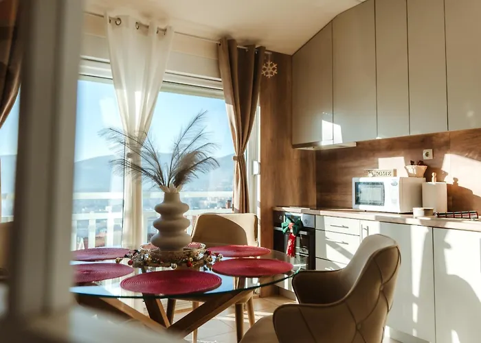 Villa View Mostar With Jacuzzi & Heated Pool