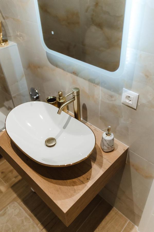 Villa View With Jacuzzi & Heated Pool Mostar