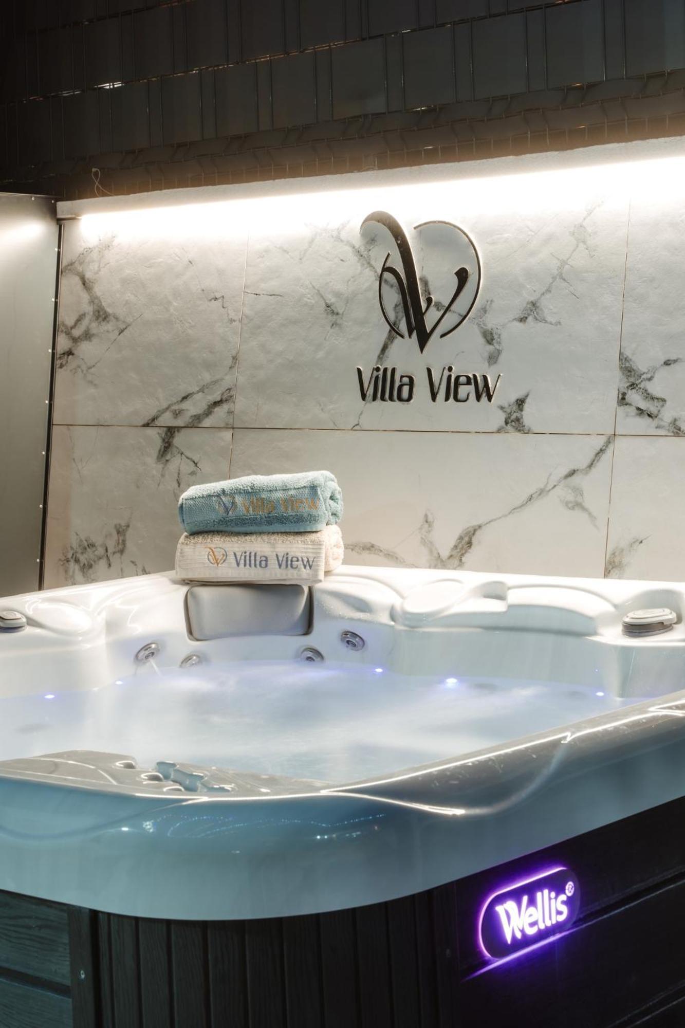 Villa View With Jacuzzi & Heated Pool *